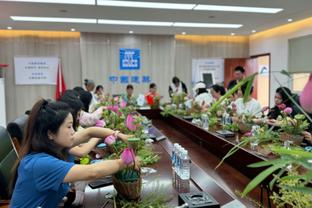 范迪克本场对阵谢菲联数据：1进球4解围，评分8.6全场最高